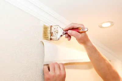 Pose de papier peint à Mésanger — revêtements muraux et toiles de verre